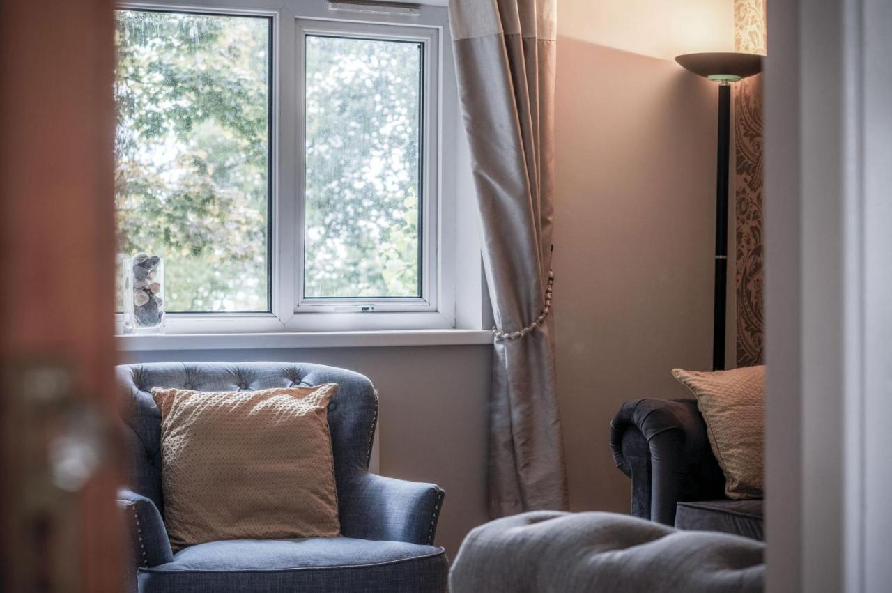 Rose Cottage - 3 Bed Cottage - New Hedges - Tenby Екстериор снимка